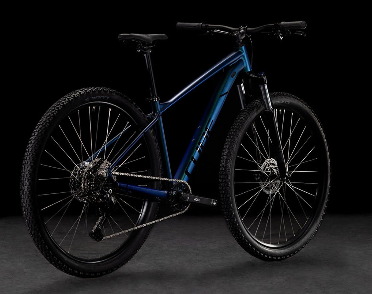 Bicicleta Cube Aim Race (2025)
