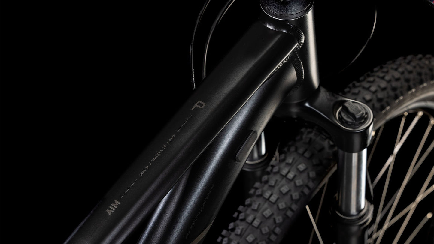 Bicicleta Cube Aim Pro (2025)