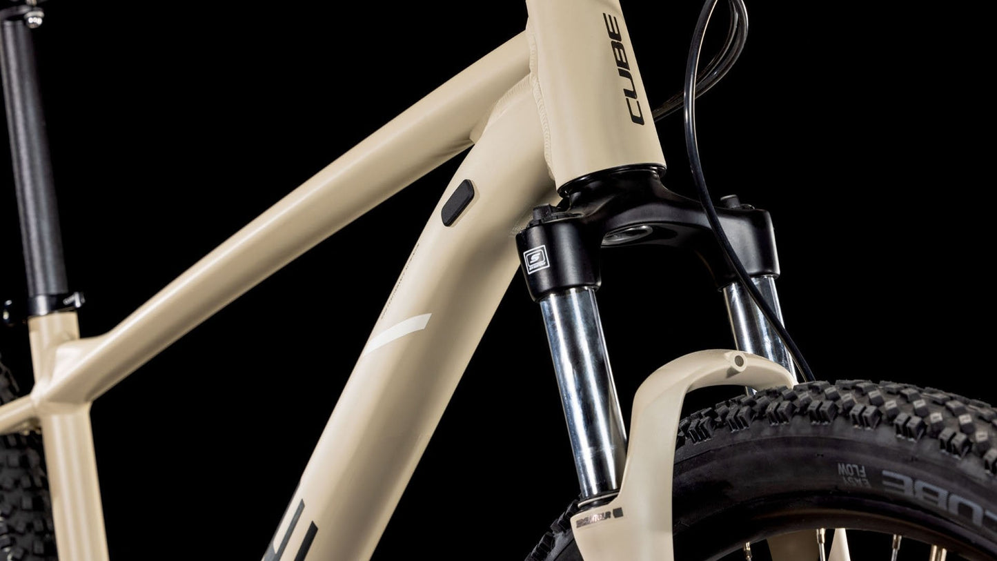 Bicicleta Cube Aim Pro (2025)