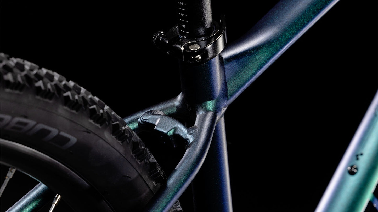 Bicicleta Cube Aim Race (2025)