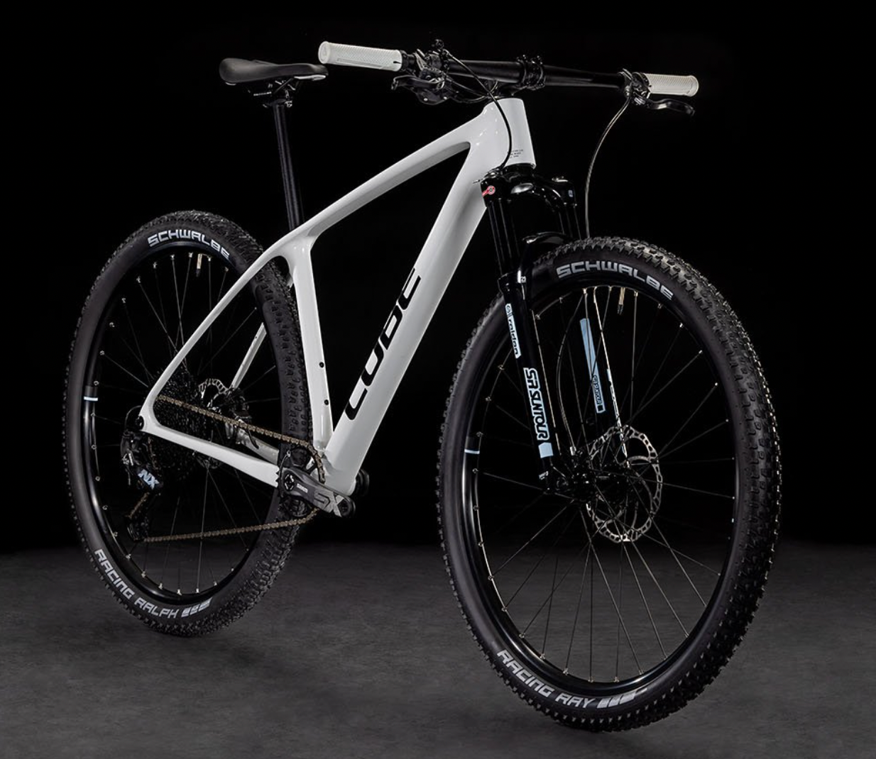 Bicicleta Cube Reaction C:62 One
