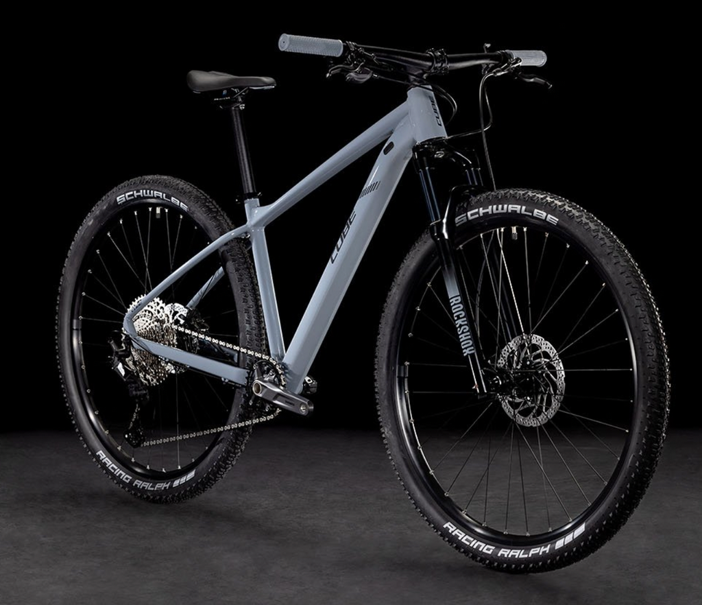 Bicicleta Cube Reaction Pro (2025)