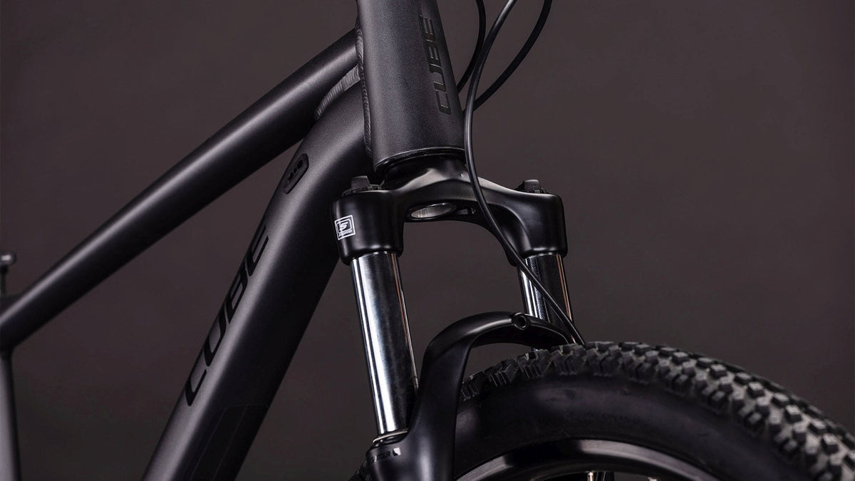 Bicicleta Cube Aim Pro