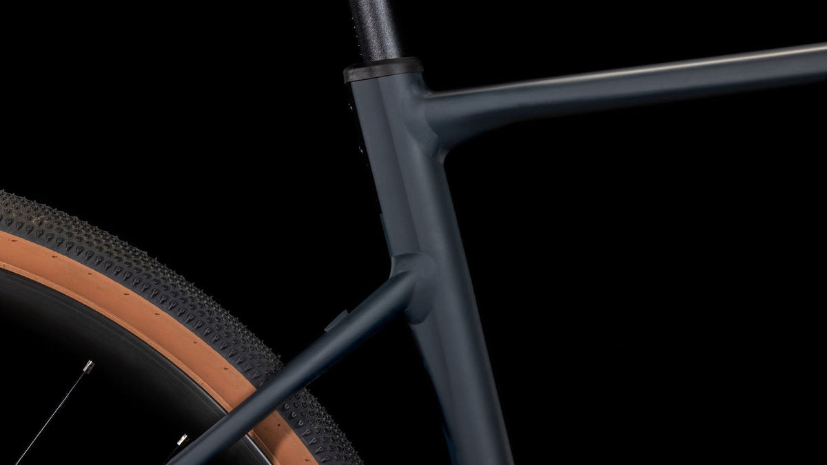 Nuroad PRO Night & Black 2025.