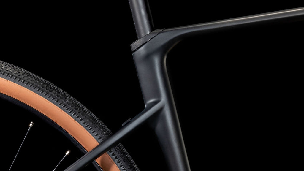 Nuroad C:62 One carbon & glossy 2025.