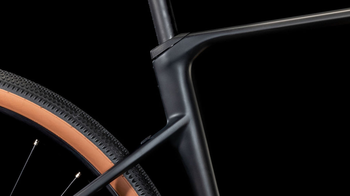 Nuroad C:62 One carbon & glossy 2025.