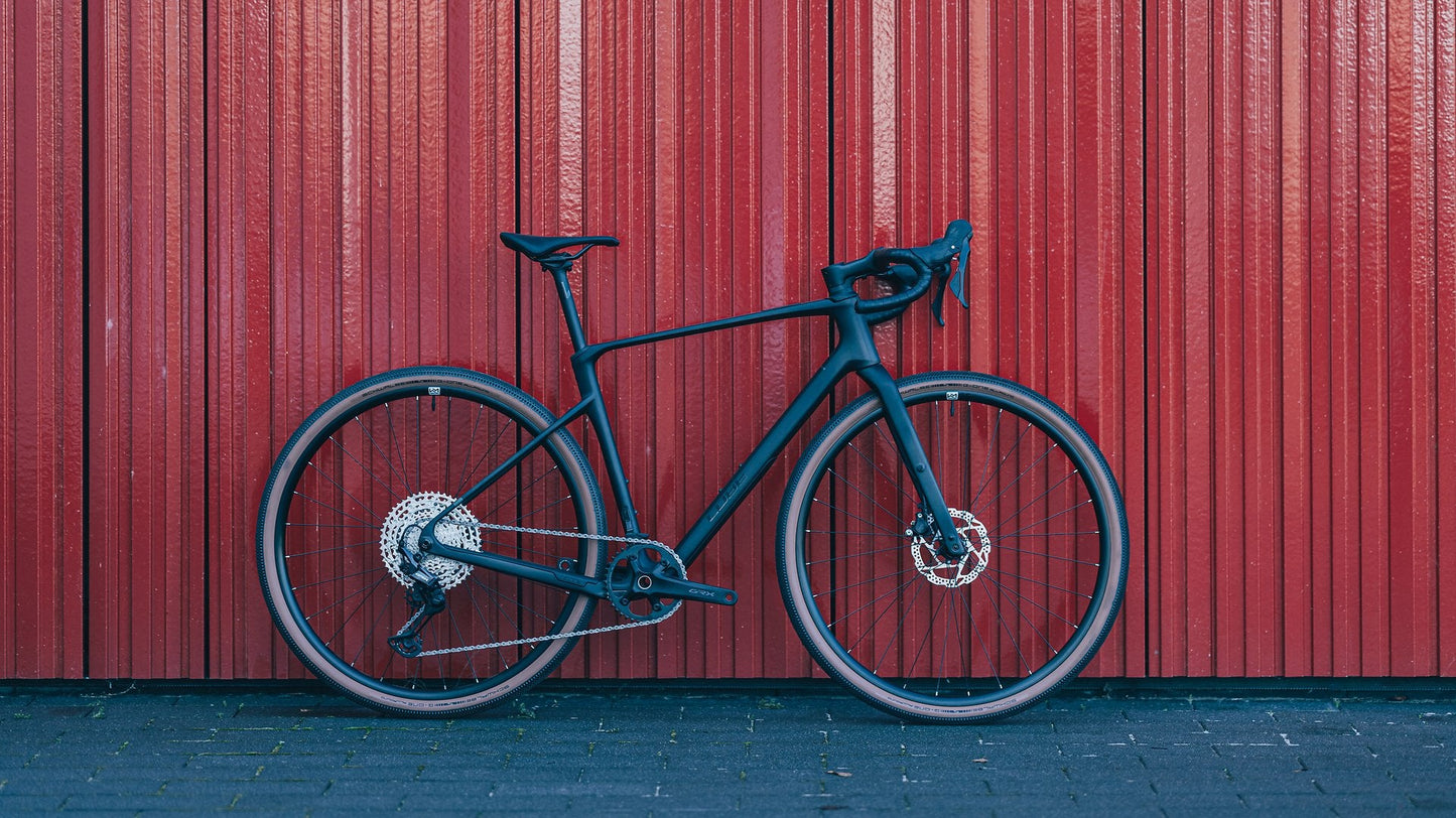 Nuroad C:62 One carbon & glossy 2025.