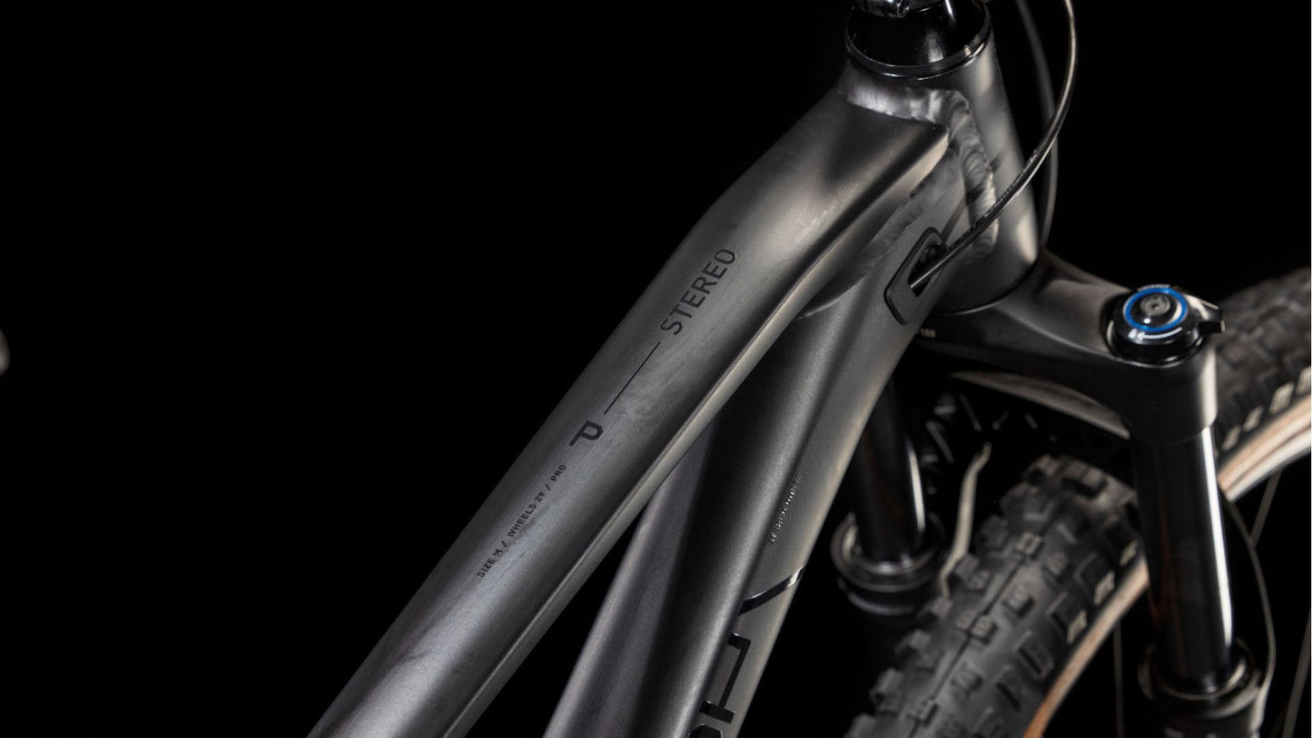 Bicicleta Cube Stereo 122 Pro Metal black & Black 2026