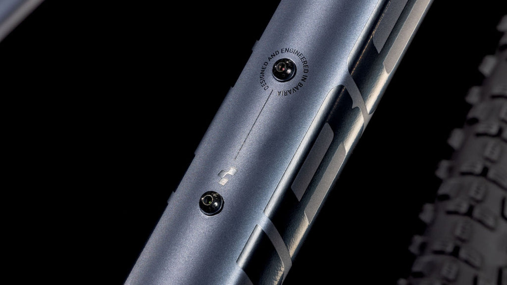 Bicicleta Cube Attention Pro (2025)