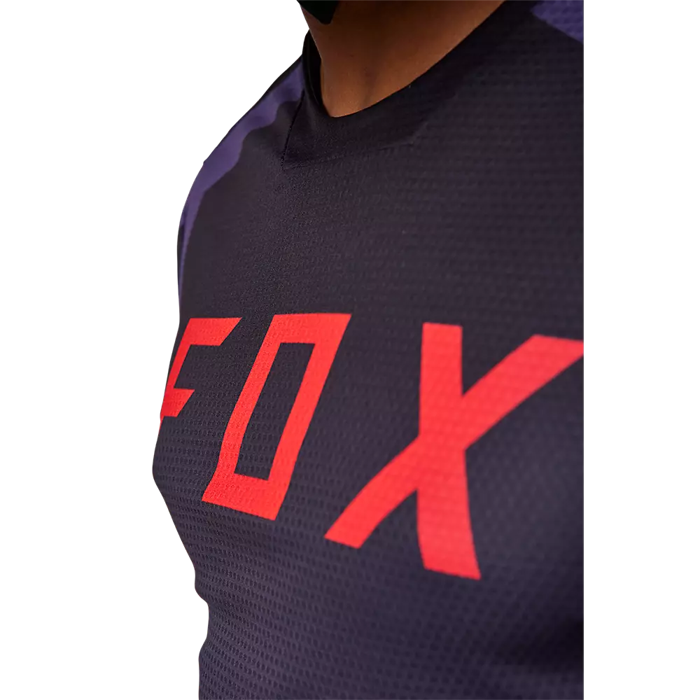 Jersey Fox Defend [Race Capsule]