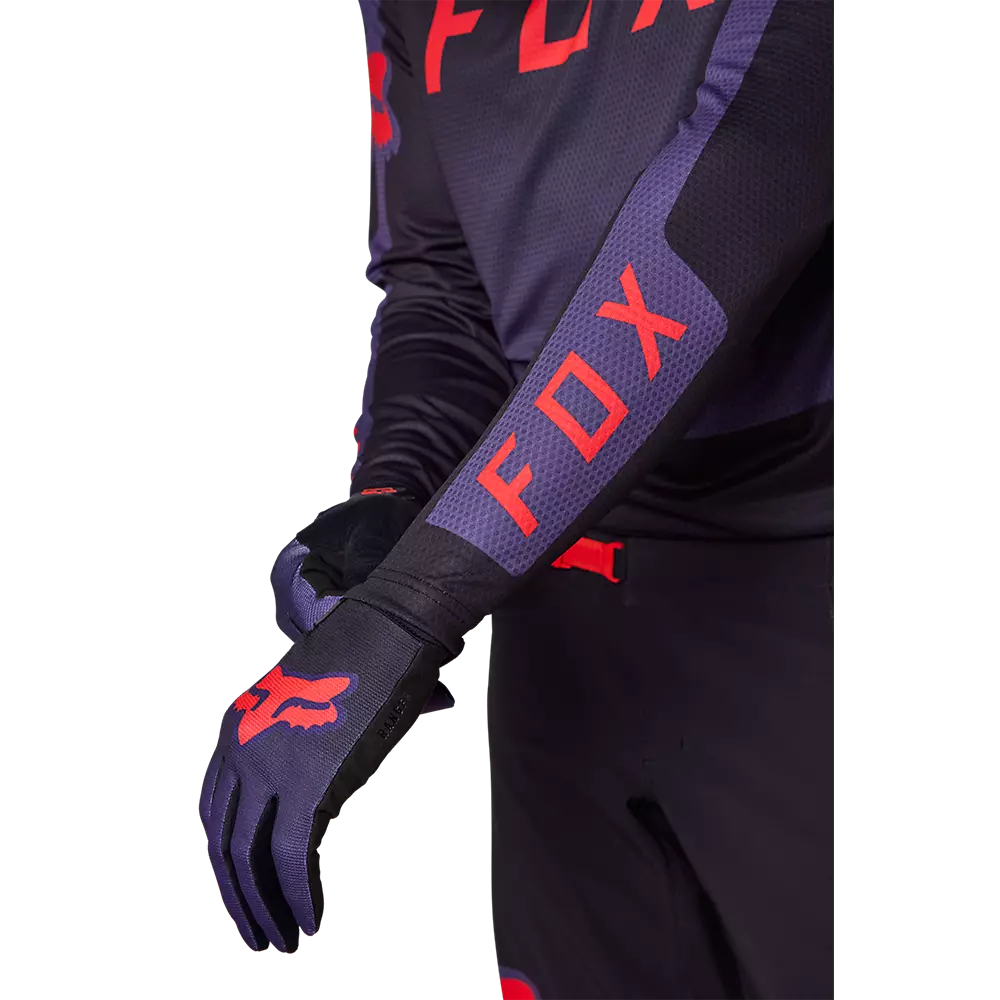 Jersey Fox Defend [Race Capsule]